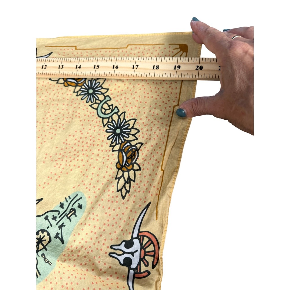 Stagecoach 2022 Music Festival Bandana Cream Country Western Horse Cowgirl 20x20 - Picture 3 of 4